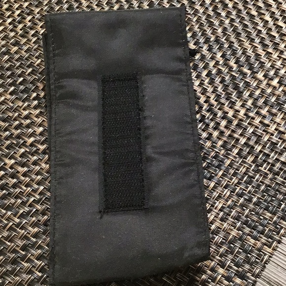 Vintage handbag w/Velcro key holder, Velcro case, pen holders, credit card slots - Picture 7 of 7